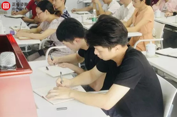 正睿商學院《贏在中層》公開課在廣州圓滿舉辦！