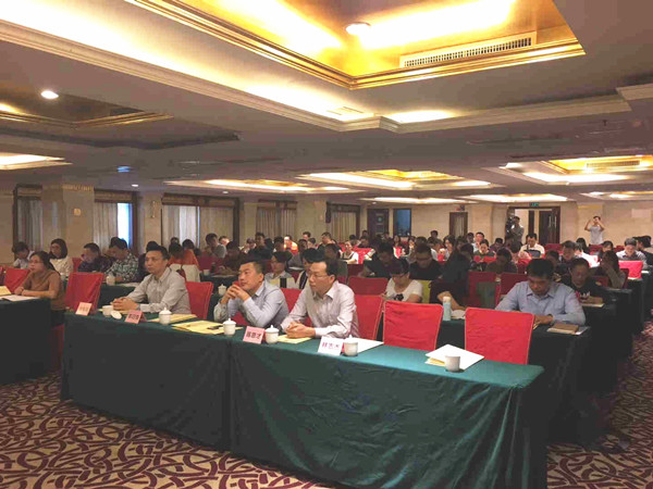 2017年10月25日泉州市科技局?jǐn)y手正睿咨詢集團(tuán)為泉州企業(yè)發(fā)展再添動(dòng)力 2017年10月25日泉州市科技局?jǐn)y手正睿咨詢集團(tuán)為泉州企業(yè)發(fā)展再添動(dòng)力