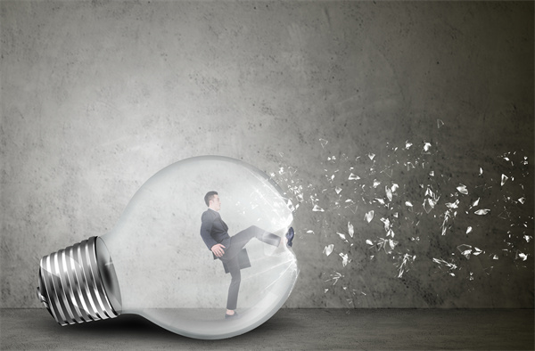 戰(zhàn)略咨詢：如何應(yīng)對(duì)新基建帶來的機(jī)遇？