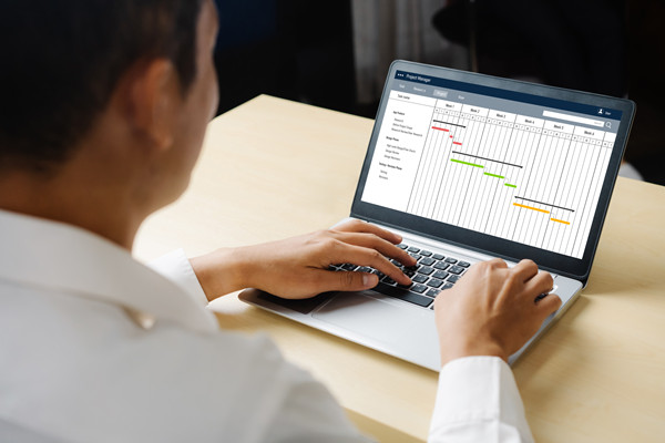 戰(zhàn)略性規(guī)劃:目標設定與實施策略 戰(zhàn)略性規(guī)劃:目標設定與實施策略