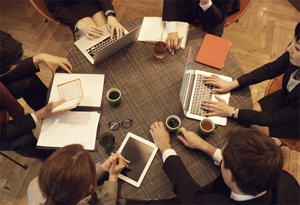 為什么企業(yè)要注意組織架構(gòu)的設(shè)置和職能職責(zé)的梳理？