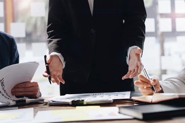 戰(zhàn)略規(guī)劃：構(gòu)建核心競(jìng)爭(zhēng)力，塑造未來(lái)！