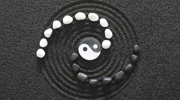 重慶傳統(tǒng)行業(yè)塌方，罪魁禍?zhǔn)拙故欠績r？