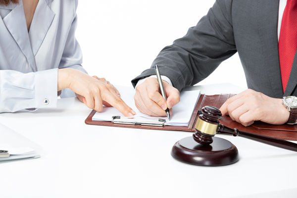 集團(tuán)法務(wù)合規(guī)管控：保障企業(yè)合法權(quán)益，降低法律風(fēng)險(xiǎn)