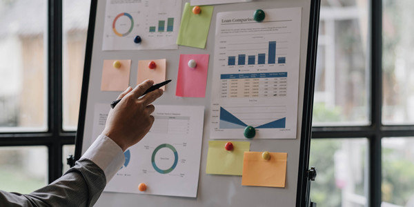 集團(tuán)管控：從分散到集中，打造高效協(xié)同的管控模式