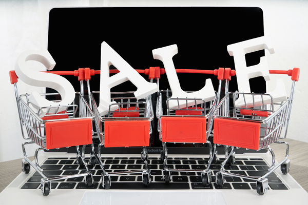 品牌戰(zhàn)略規(guī)劃：制定長(zhǎng)期發(fā)展規(guī)劃，確保品牌穩(wěn)健發(fā)展