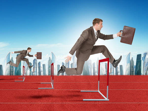 人才引進(jìn)與培養(yǎng)：打造高效人才隊(duì)伍，提升企業(yè)競(jìng)爭力