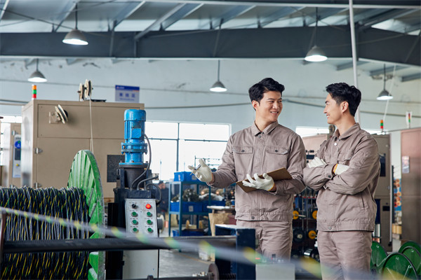 制造業(yè)管理新策略，引領(lǐng)企業(yè)高效運營，提升競爭力