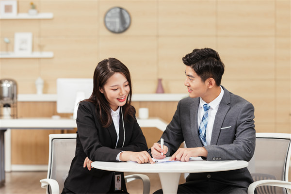 人力資源規(guī)劃：預(yù)測(cè)需求，制定合理的人才戰(zhàn)略