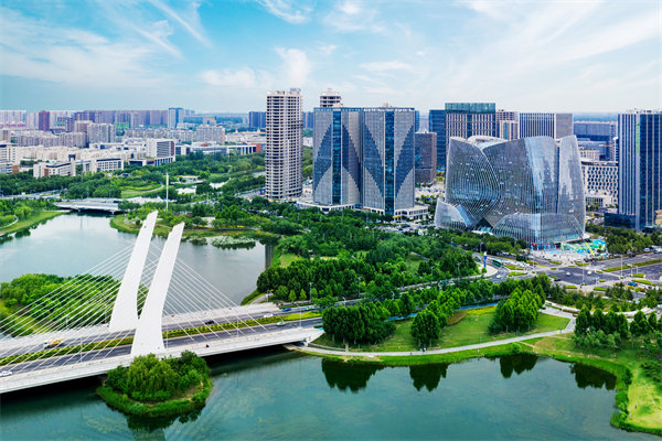 管理咨詢?nèi)绾沃︵嵵萜髽I(yè)實(shí)現(xiàn)市場競爭力的提升？