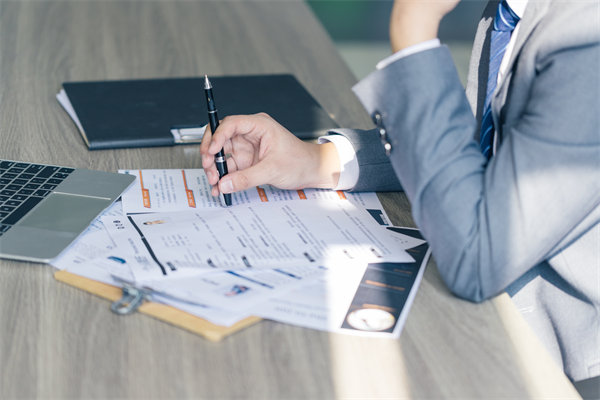 企業(yè)在招聘過程中，如何確保公平性與多樣性并存？