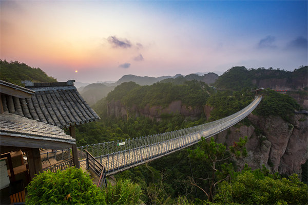 臺州管理咨詢機(jī)構(gòu)如何助力企業(yè)戰(zhàn)略規(guī)劃落地？