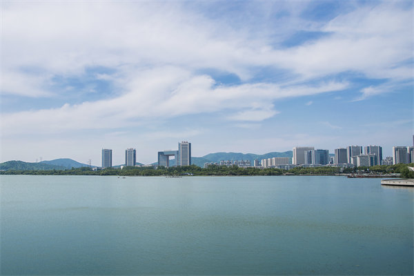 如何評(píng)估無(wú)錫管理咨詢公司的服務(wù)質(zhì)量與效果？