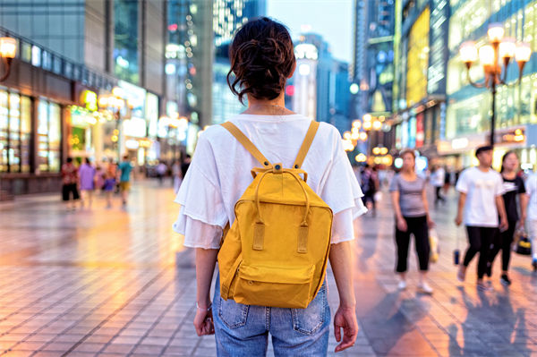 明年消費(fèi)市場(chǎng)總體態(tài)勢(shì)如何？企業(yè)對(duì)此有哪些啟示？