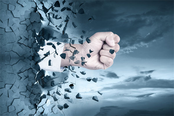 全球化競爭下，企業(yè)管理如何保持靈活與創(chuàng)新？