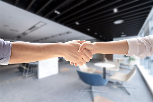 企業(yè)文化理念懸浮空中，如何讓價值觀真正落地生根？