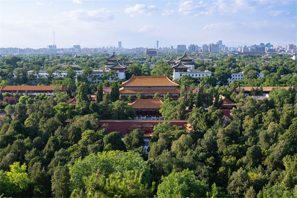 多家公司通知帶薪放假看閱兵，績效管理有何啟示？