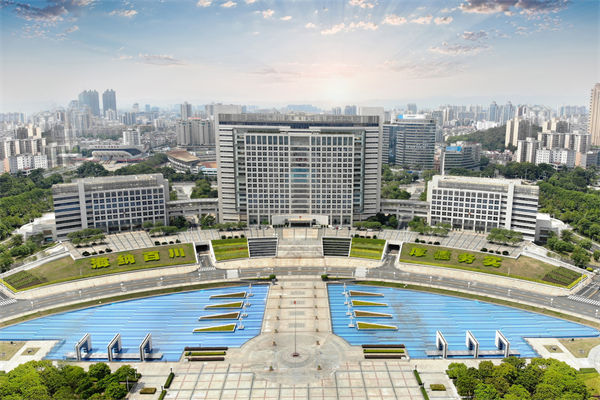 年度計劃寫得漂亮卻落不了地，東莞年度經(jīng)營計劃咨詢公司能抓實嗎？